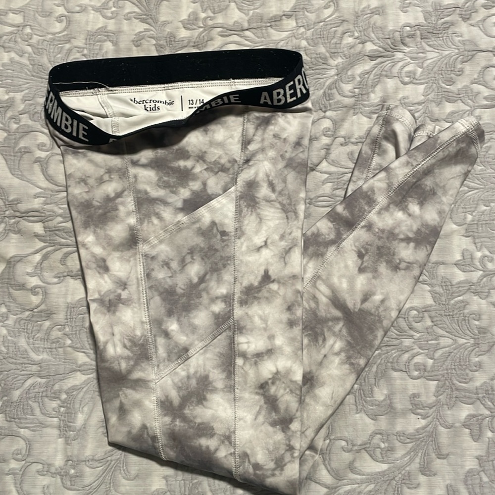 Grey legging sporty athletic branded band 13 14